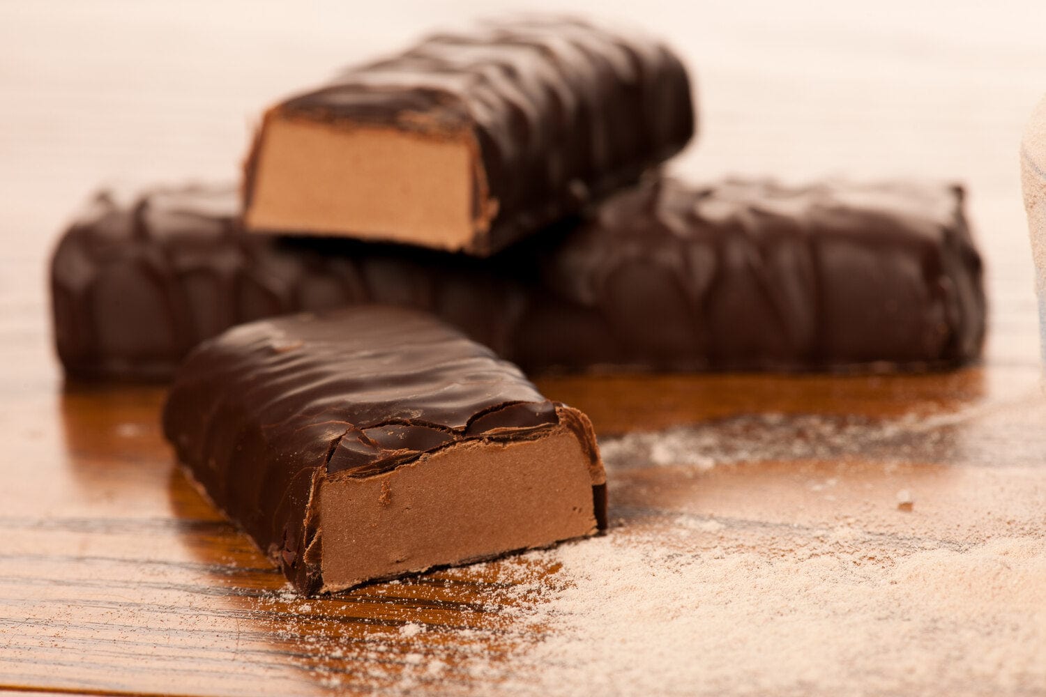 when should you eat a protein bar
